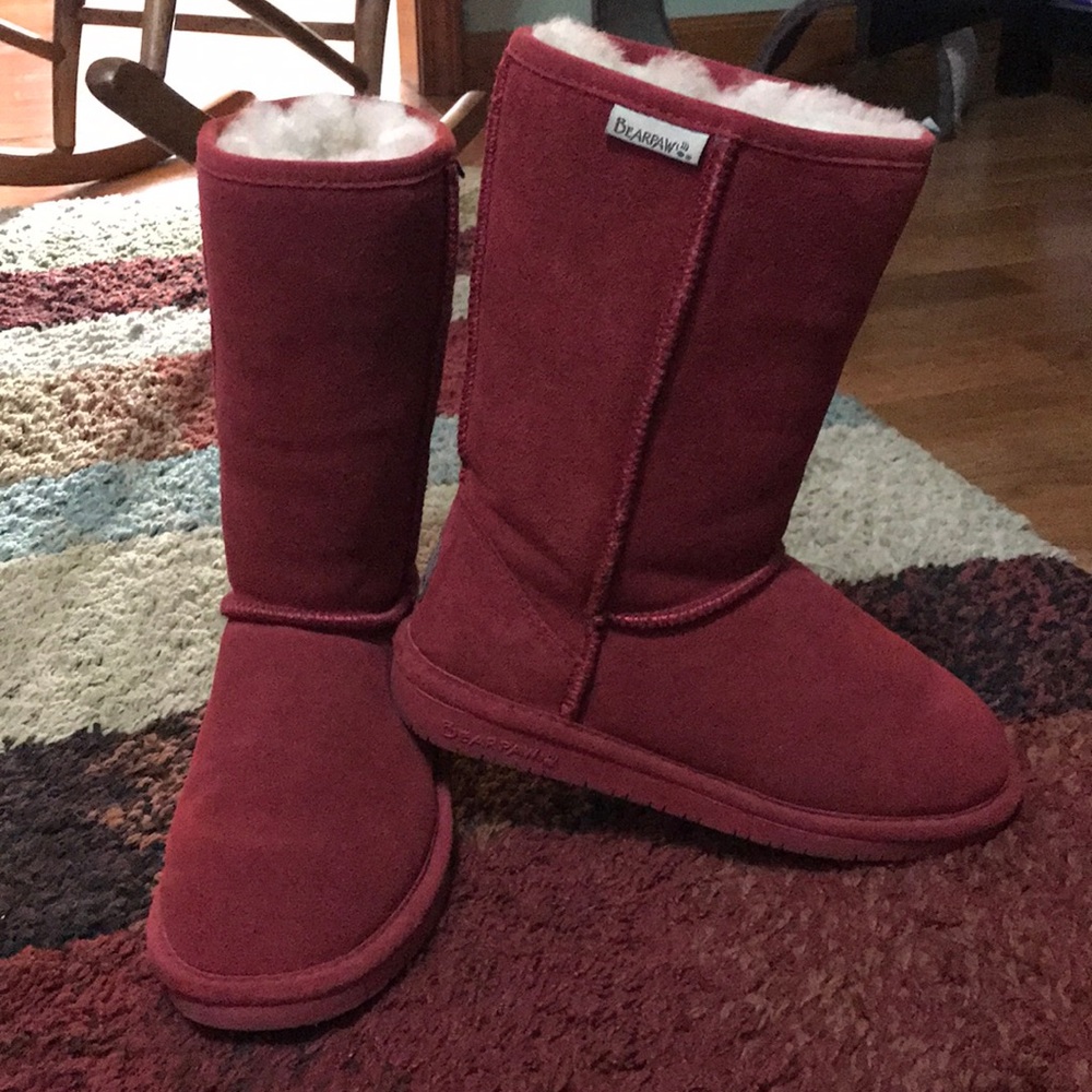 Women’s Bearpaw boots